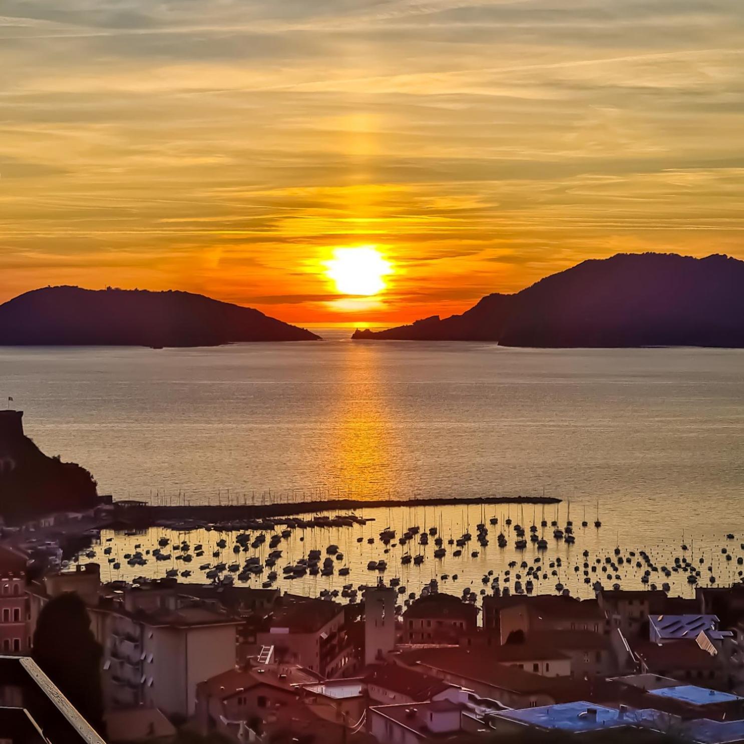 Apartmán Relax1 Romito Magra Exteriér fotografie